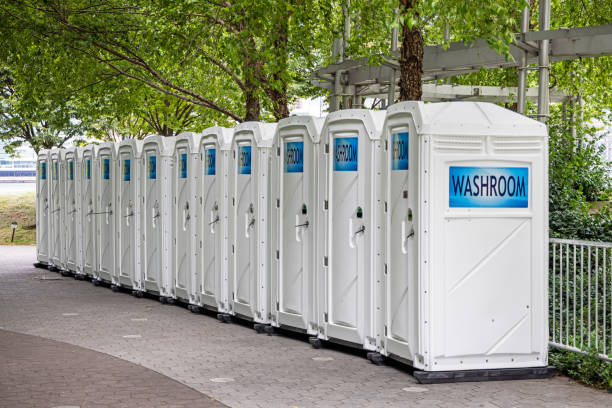 Best Luxury portable toilet rental  in Eddyville, KY
